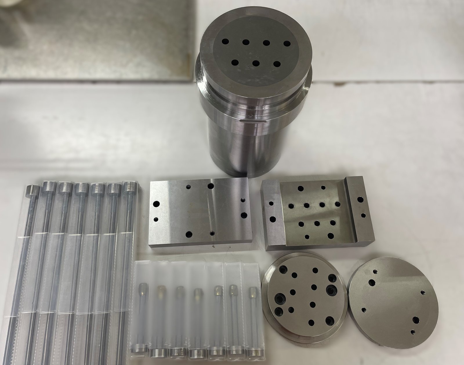 Multi Cavity Dry Pressing Tool